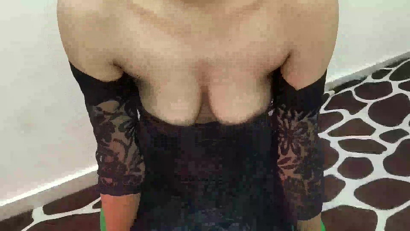 Stepsister Seduces Stepbrother and Gives First Sexual Experience, Clear Hindi Audio with Hindi Dirty Talk – Roleplay