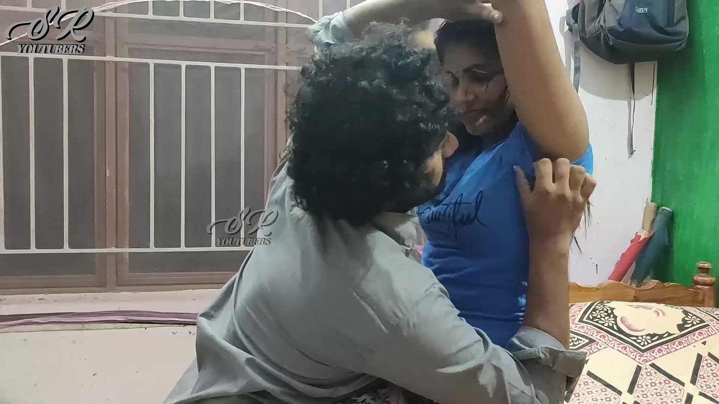 Vaishnavi – T-shirt Romance With Trample