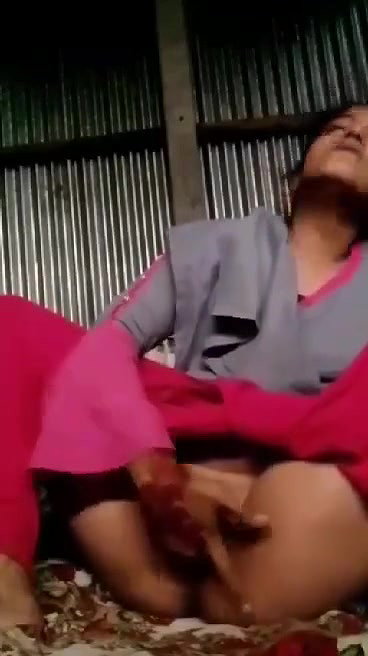 Cute Grl Figaring Pssy