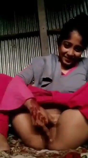 Cute Grl Figaring Pssy