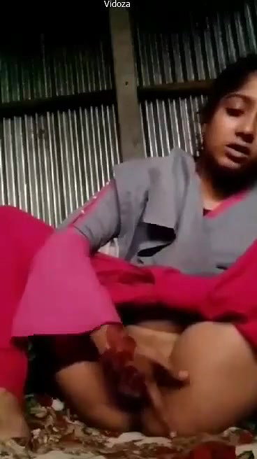 Cute Grl Figaring Pssy
