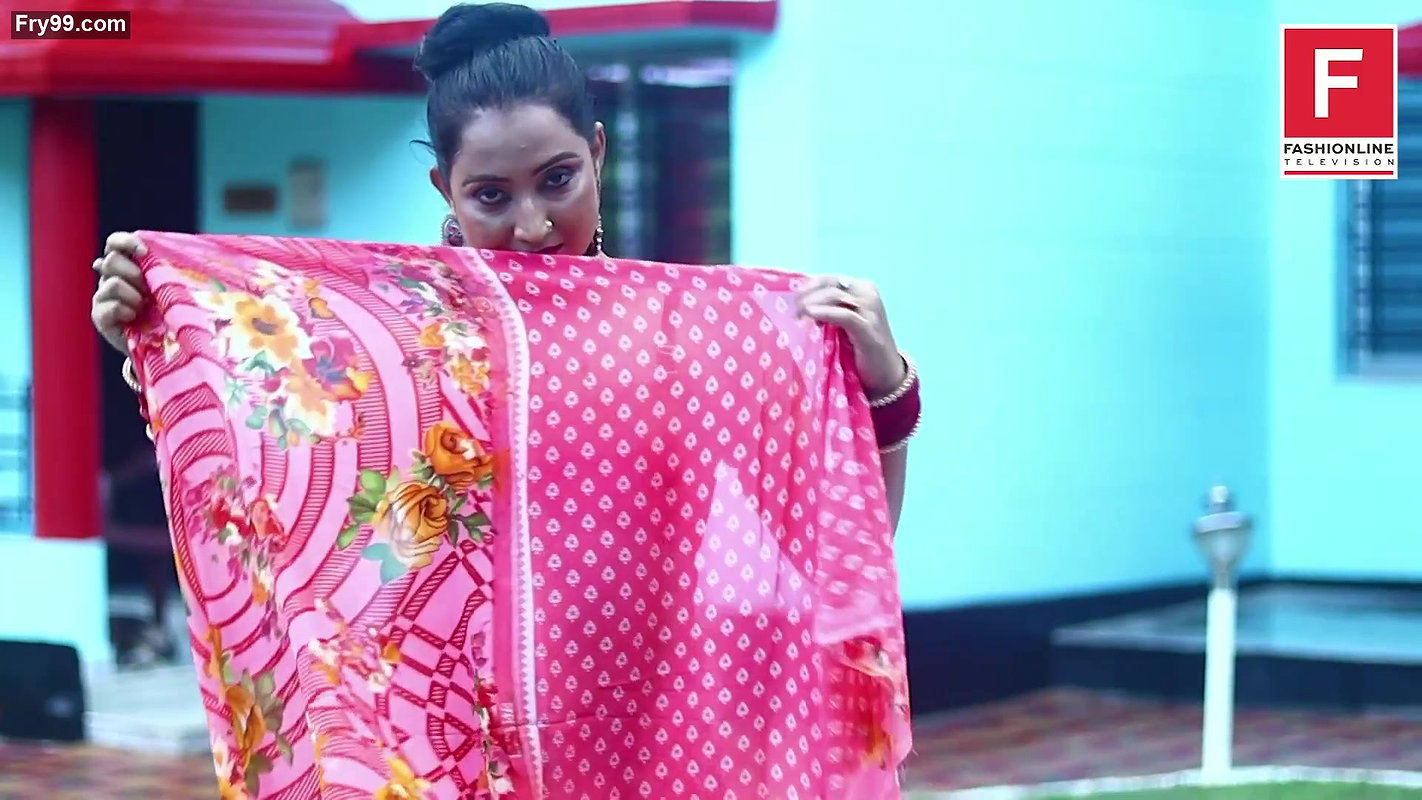 Desi sexy bhabi really hot photoshot