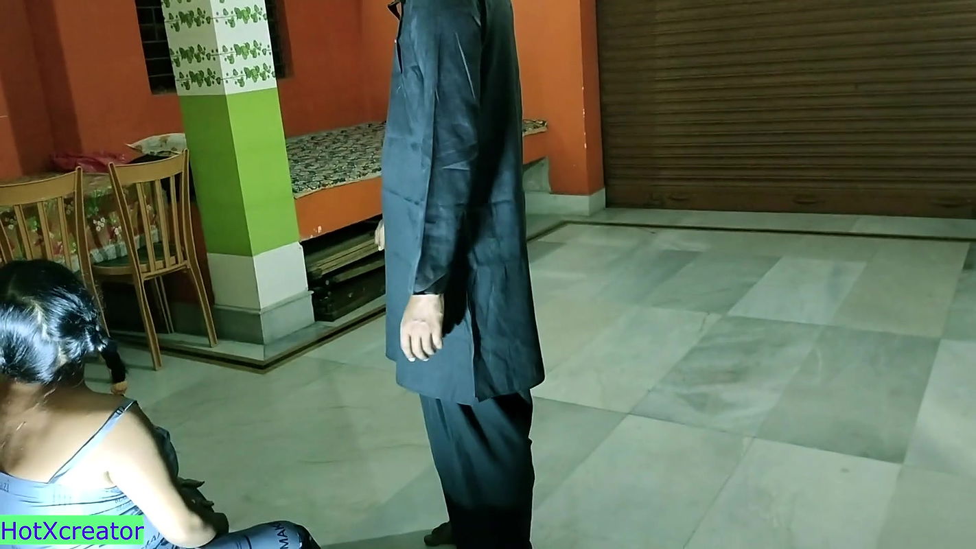 Punjabi truck driver fucking Indian desi girl! Cute girl sex