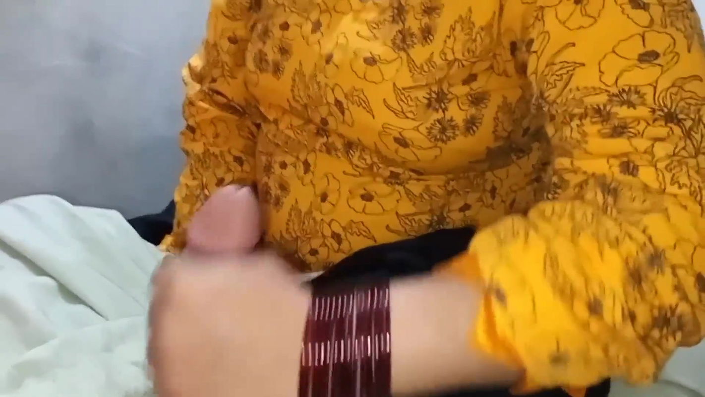 Desi Bhabhi Romance with Devar – Indian Beautiful Bhabhi