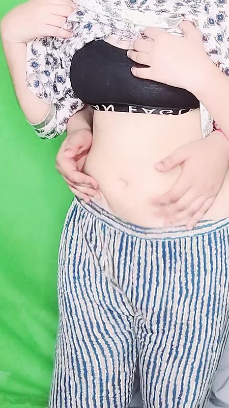 Hot 19 Year Old Girl Sex Play with Her Ex Boyfriend