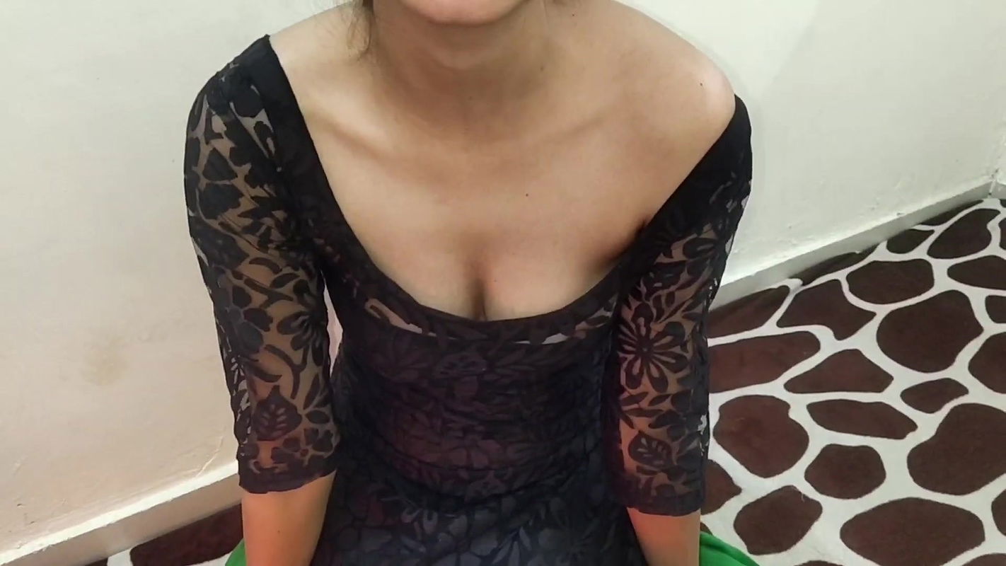 Stepsister Seduces Stepbrother and Gives First Sexual Experience, Clear Hindi Audio with Hindi Dirty Talk – Roleplay