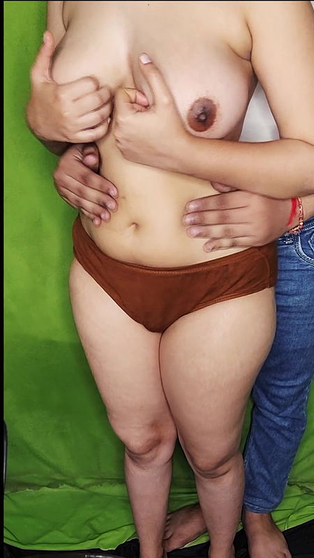 She First Time with Her Boyfriend