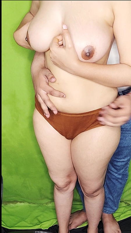 She First Time with Her Boyfriend