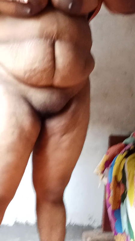 Lady with big ass and big nipples massaging performance