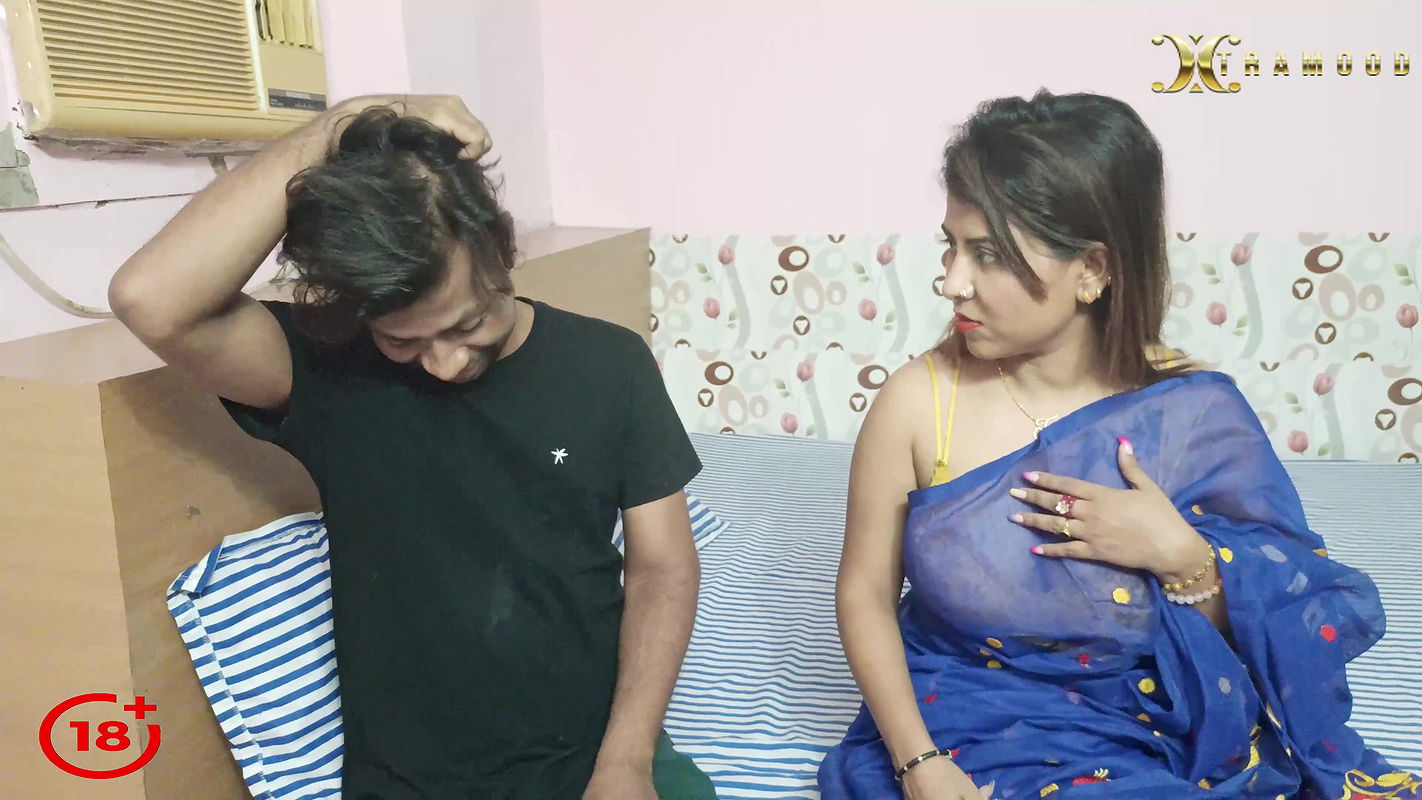 Desi girl chudayi sex video Indian desi girl Bebi90xx