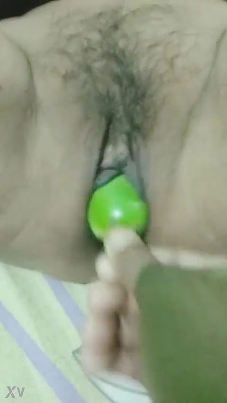 Desi village bhabi play with begun