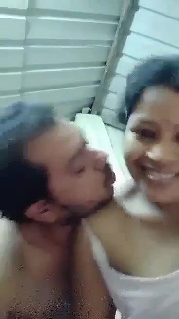 Bengali Boudi Blowjob And Fucking