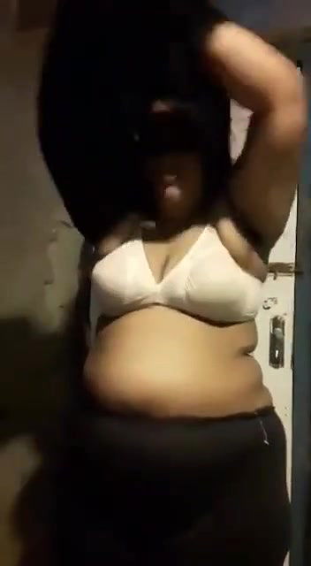 Chubby getting nude for fucking