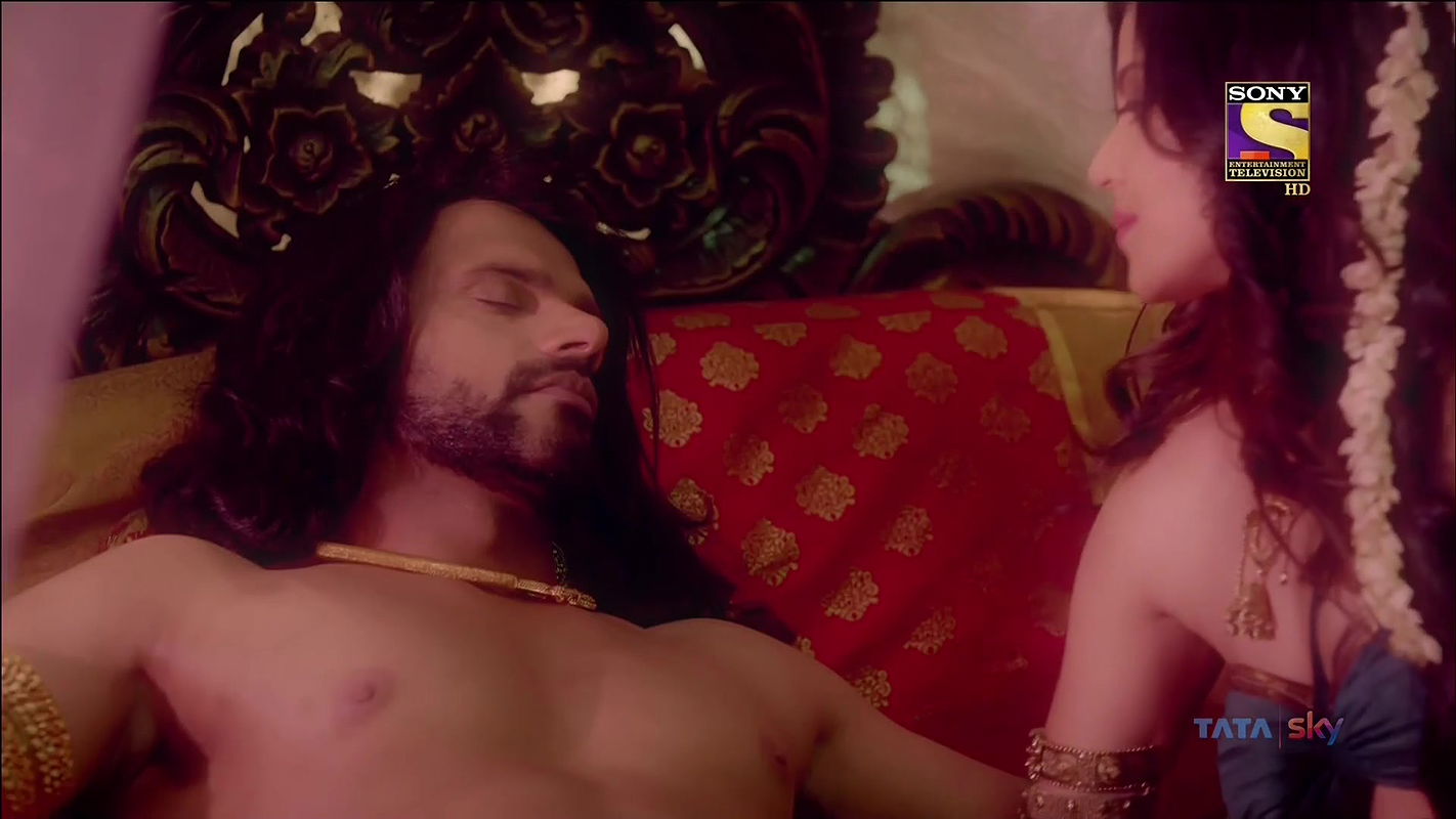 Divyangana Jain Hot Navel and Curves