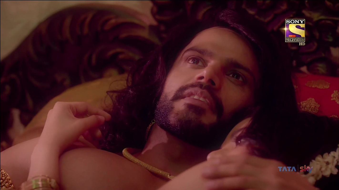 Divyangana Jain Hot Navel and Curves