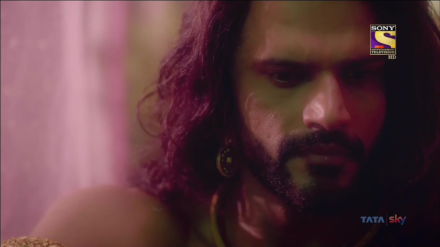 Divyangana Jain Hot Navel and Curves