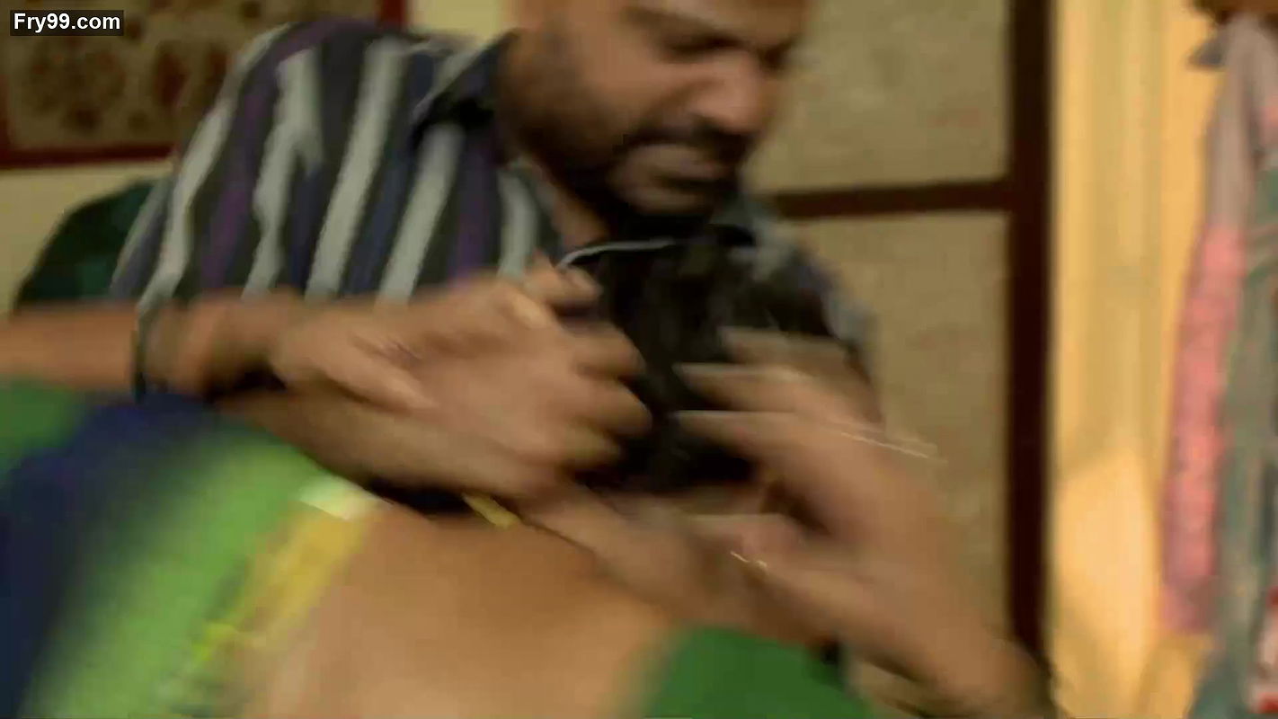 Hot Aunty Navel Slip-Crime Patrol