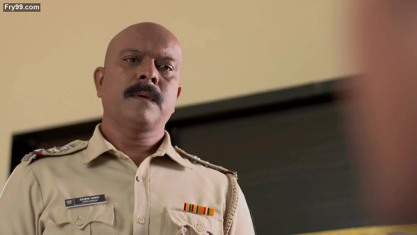 Hot Aunty Sexy navela nd boobs from crime patrol