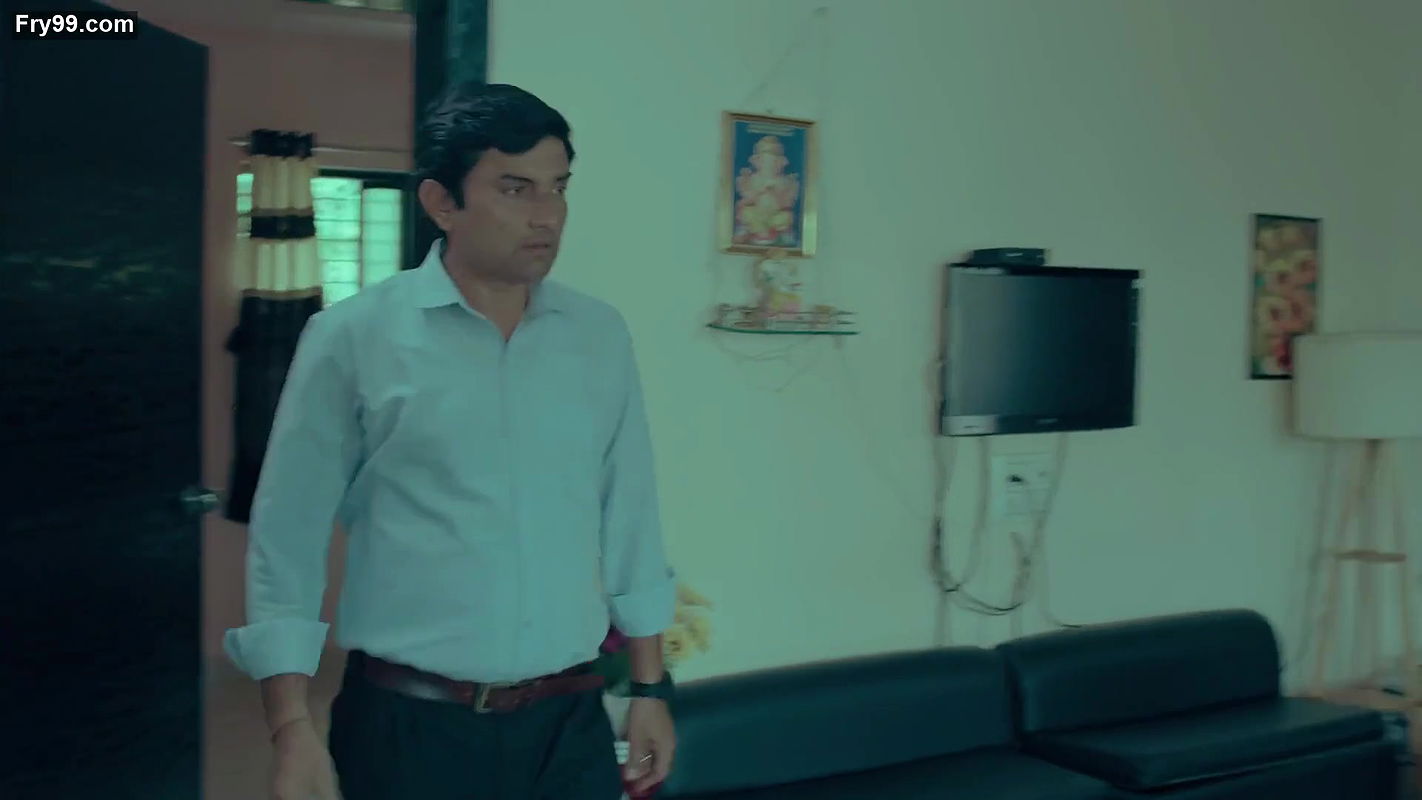 Hot girl and lady sexy scene from crime patrol