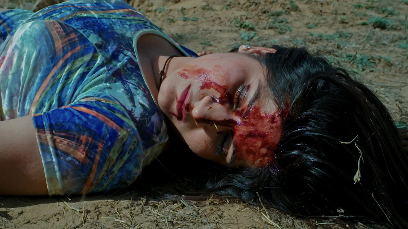 Hot Girl navel and boobs show from crime patrol