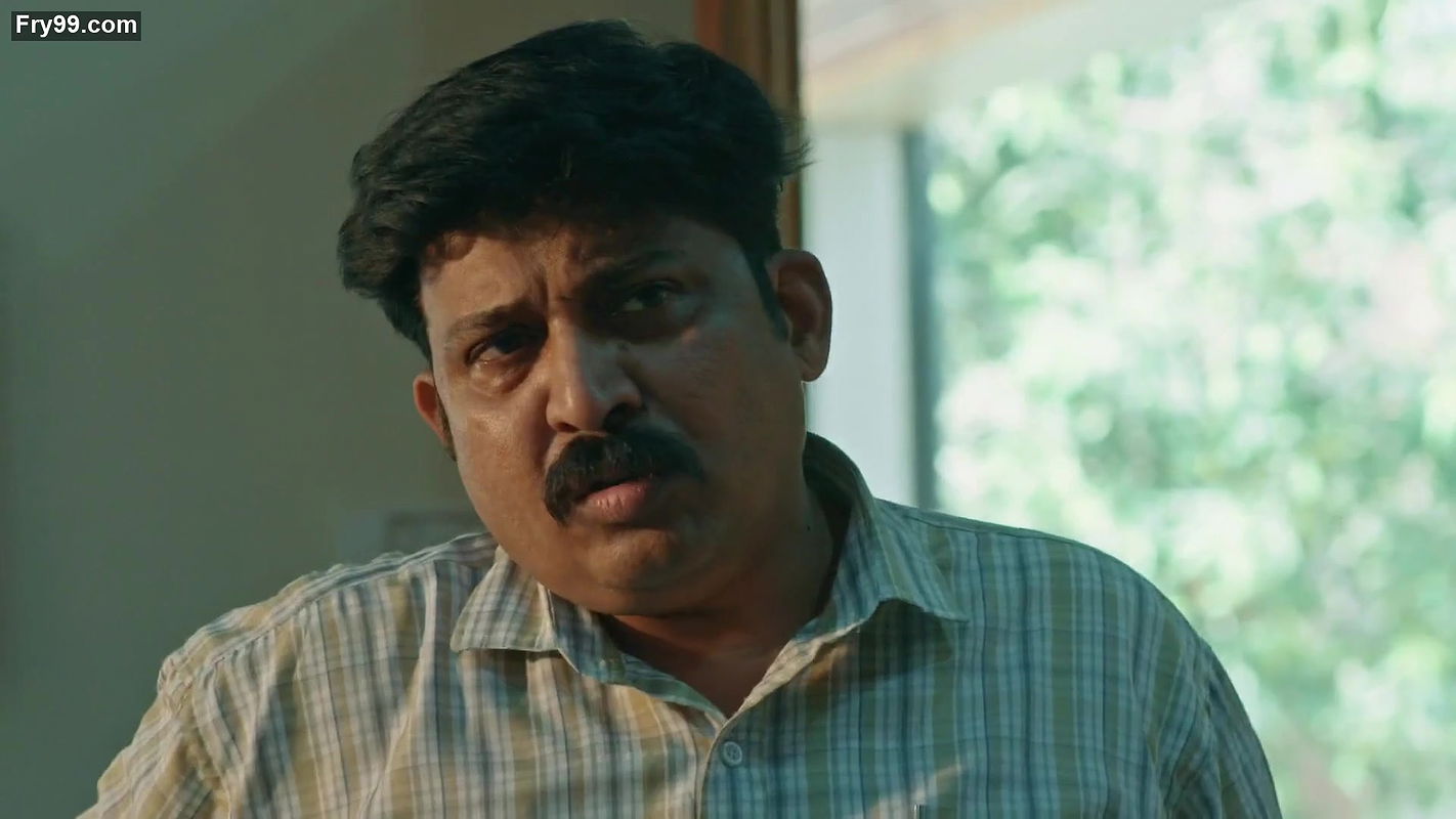 Hot girl pierced navel in crime patrol