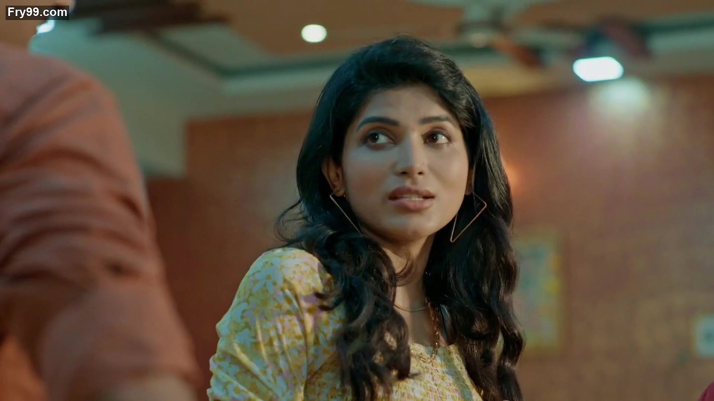 Hot girl pierced navel in crime patrol