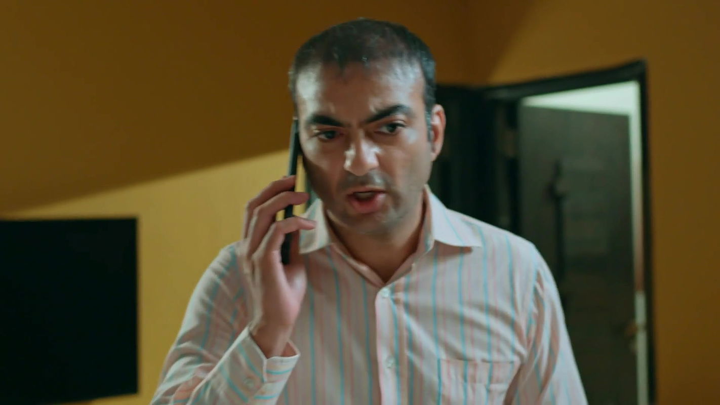 Hot sexy actress sexy scenes from crime patrol