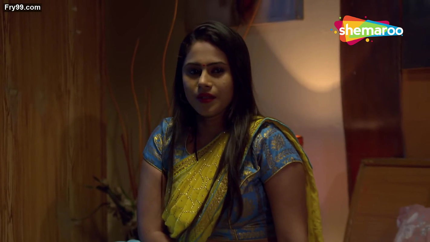 Hot Sexy Crime patrol girl steamy scenes from crime alert