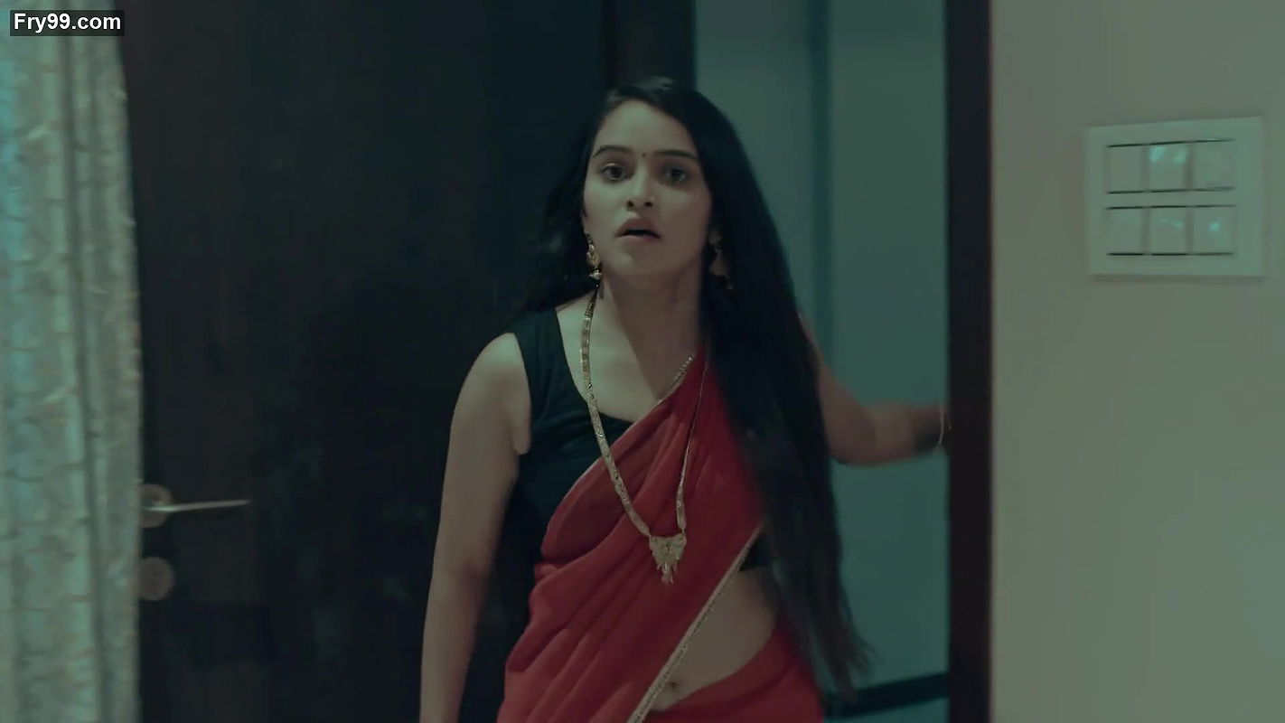 Hot Sexy girls navel,boob Scenes from crime patrol