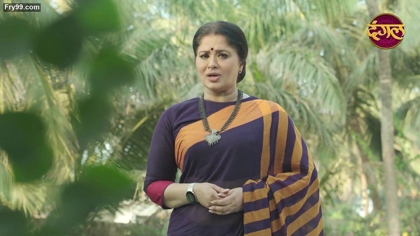 Sudha chandran and other aunty sexy navel from crime patrol