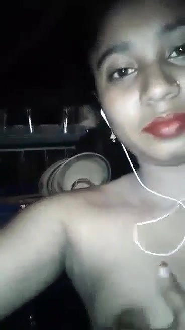 Bhabhi fingering and cumming