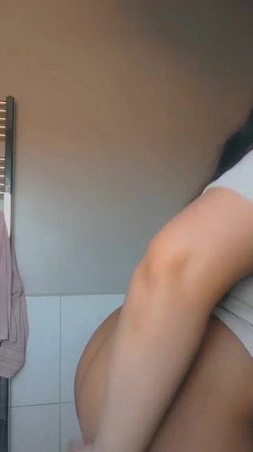 Beautiful Chubby Big Booby Girlfriend Showing Nude Spreading Ass Teasing 12 Videos 23