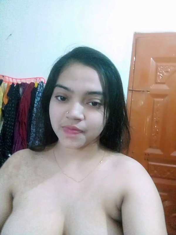 Beautiful Sexy Girlfriend Showing Boobs Teasing In Bra Panty 24