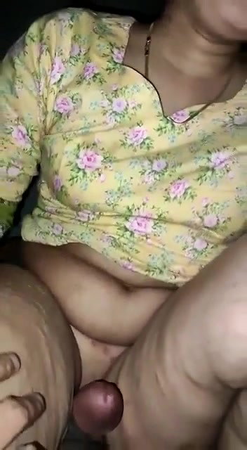 Desi Bhabi on Before Riding includes extended 22