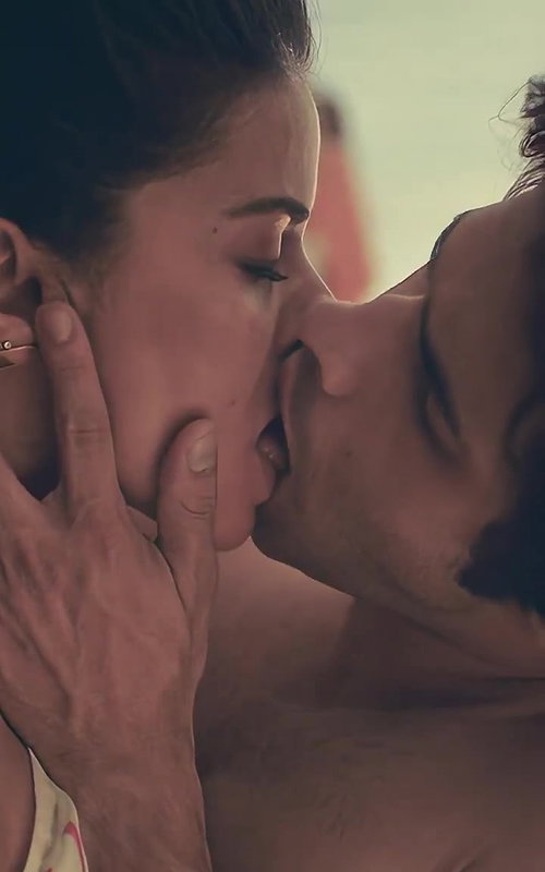 Gul Panag Ultra Spicy Liplock Tongue Smooch 22