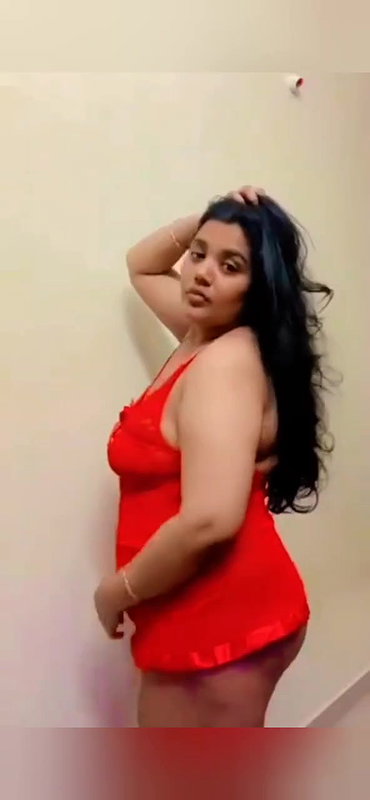 Big boobs bhabi enjoying juggling her tits 22