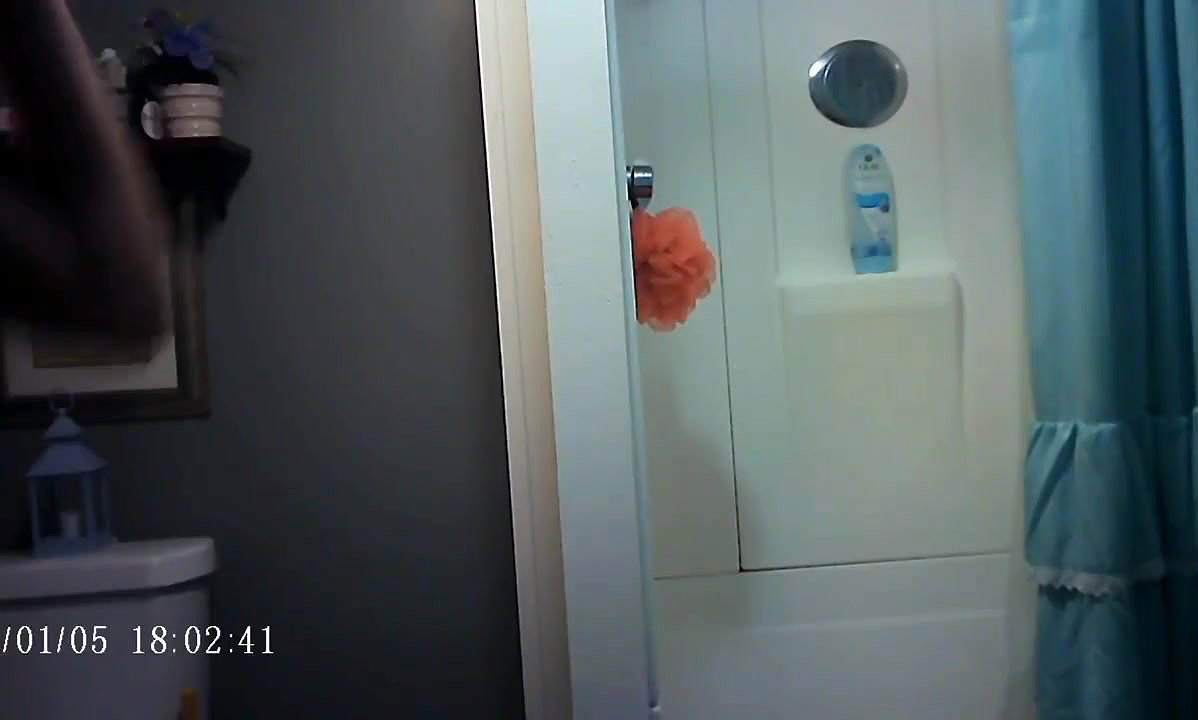 Beautiful Elder Sister Nude Captured In Bathroom 3 Videos 22