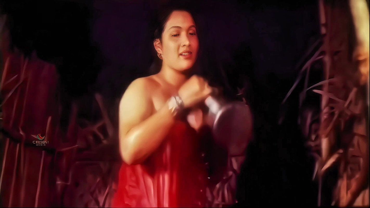 Mallu Maria Rare full mouth smooching liplock Kiss, boobs cleavage kissed 1080P 22