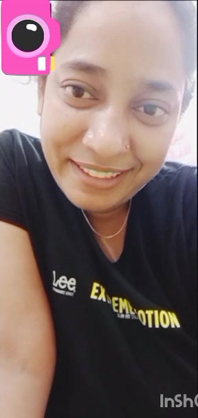 Hot Sexy Milf Showing Delicious Figure 22