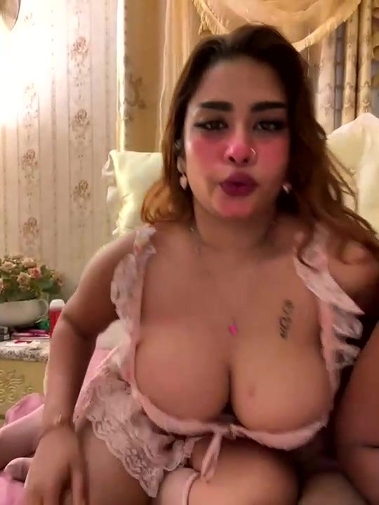 Redchiiii hot couple hardcore smooching 22