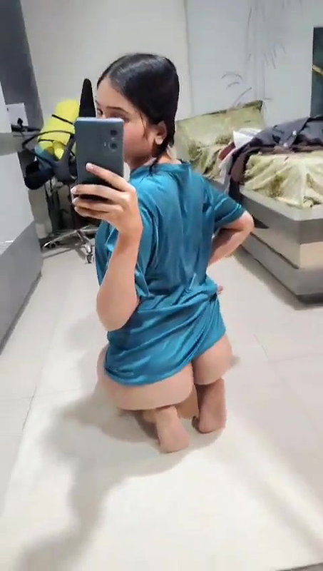 Sexy Girlfriend Showing Nude [Includes Updates] 210