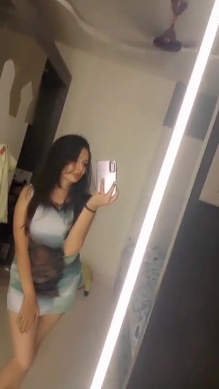 Sexy Girlfriend Showing Nude [Includes Updates] 211