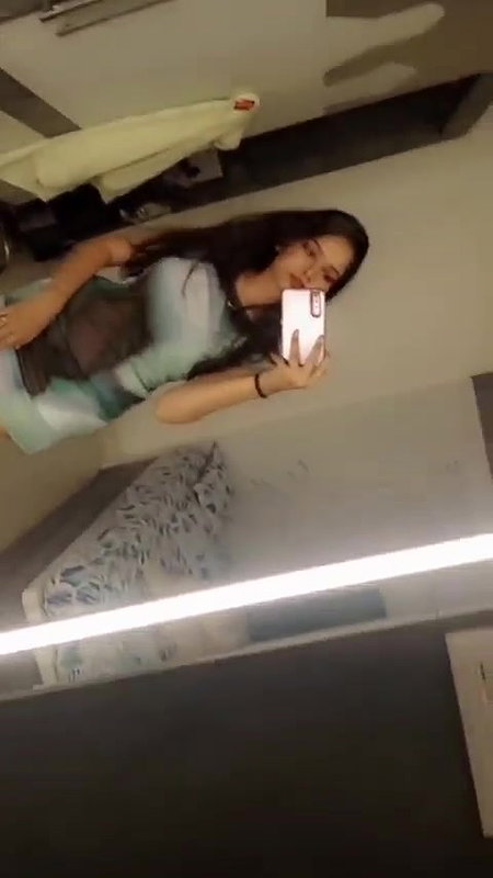 Sexy Girlfriend Showing Nude [Includes Updates] 237