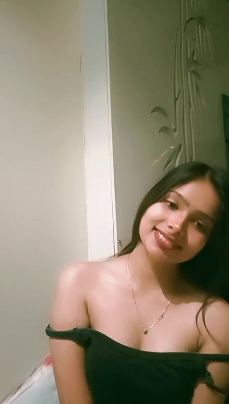 Sexy Girlfriend Showing Nude [Includes Updates] 231