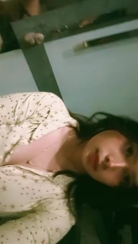 Sexy Girlfriend Showing Nude [Includes Updates] 226