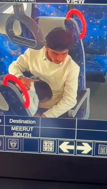 Viral Horny College Couple Bj And Fucking In Metro 24