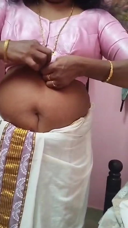 Chubby Mallu Wife Nude Captured 22