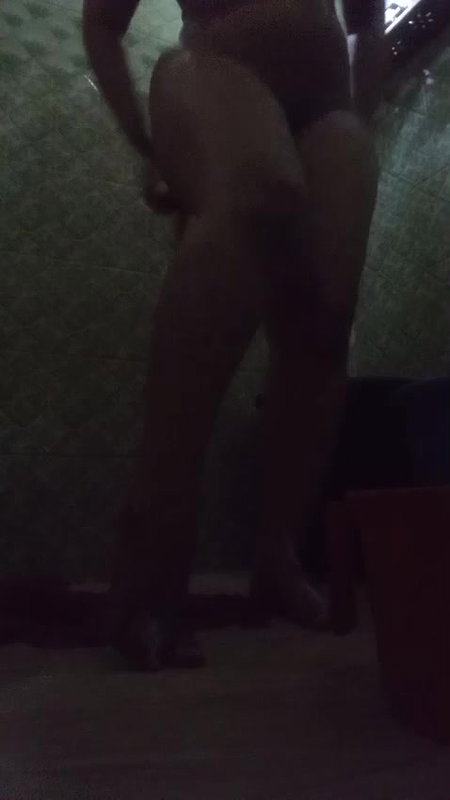 Beautiful Sexy Girlfriend Bathing 22