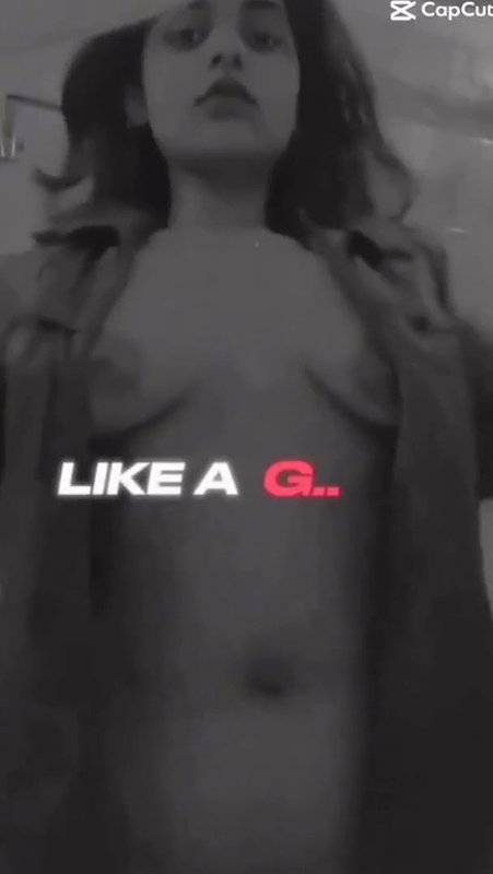 Hot cute babe showing her bigbass with round boobs 22