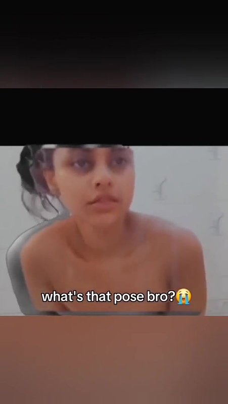 Hot cute babe showing her bigbass with round boobs 22